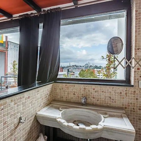 Apartment 1 Bedroom Dublex With Amazing View *